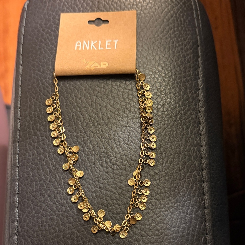 ZAD Gold Charm Anklet